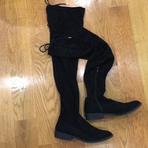 Over the knee suede black boots
